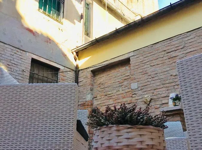 公寓 Ca'tronconi Ai Frari *