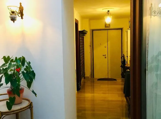 Ca'tronconi Ai Frari 公寓