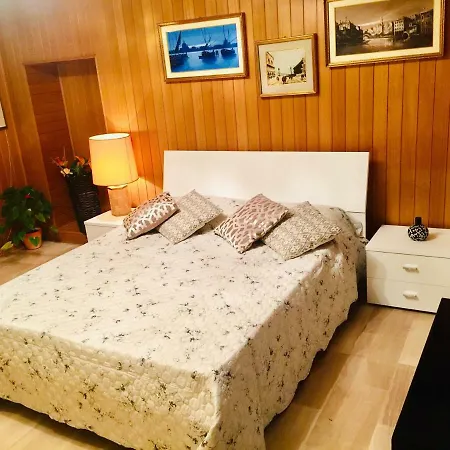 Ca'tronconi Ai Frari Апартаменты