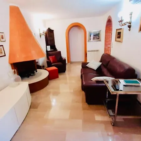 Ca'tronconi Ai Frari * Benátky