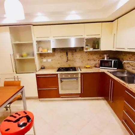 Ca'tronconi Ai Frari البندقية
